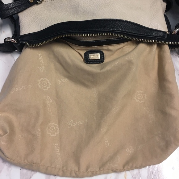 Authentic Gorgeous GUSSACI Leather Bag - Picture 4 of 14